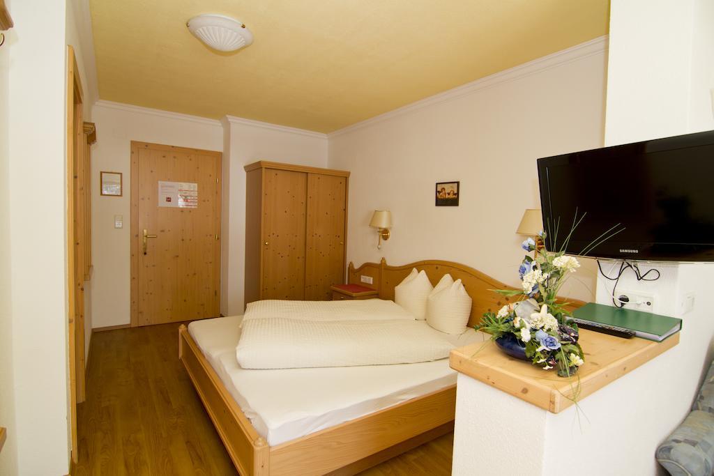 Appartment Pillerhof Obergurgl Zimmer foto