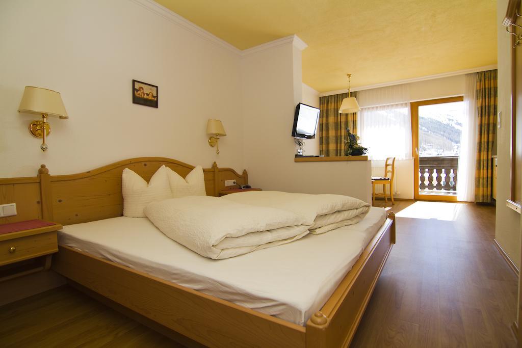 Appartment Pillerhof Obergurgl Zimmer foto